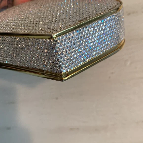 Judith Leiber bag - Picture 12 of 13